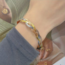 Colar Vintage Elegance em Aço Inoxidável